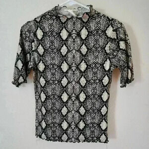 Snake print mock neck T-shirt
